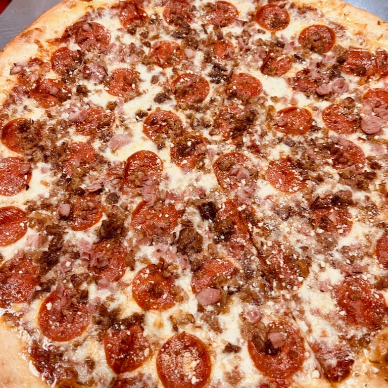 Meat Lovers Pizza: A Carnivore's Dream